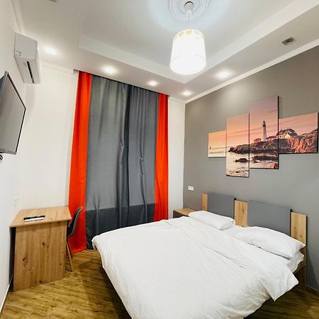 Apartment For Rent In The City Center Of Kharkiv K18 Elinaflats Екстериор снимка