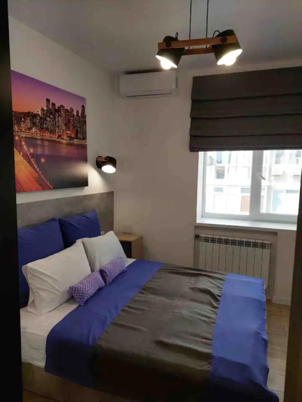Apartment For Rent In The City Center Of Kharkiv K18 Elinaflats Стая снимка