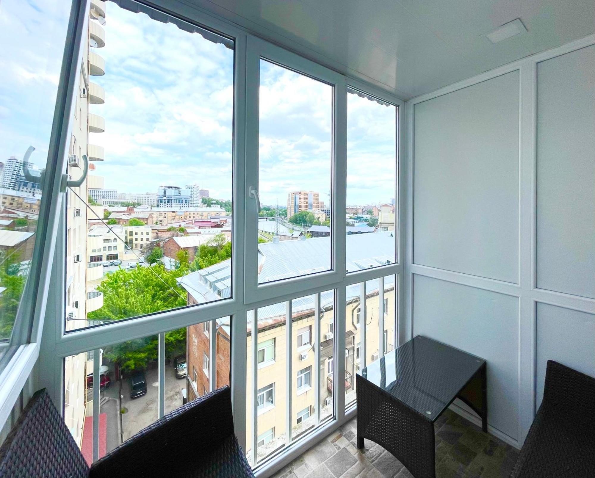 Apartment For Rent In The City Center Of Kharkiv K18 Elinaflats Екстериор снимка