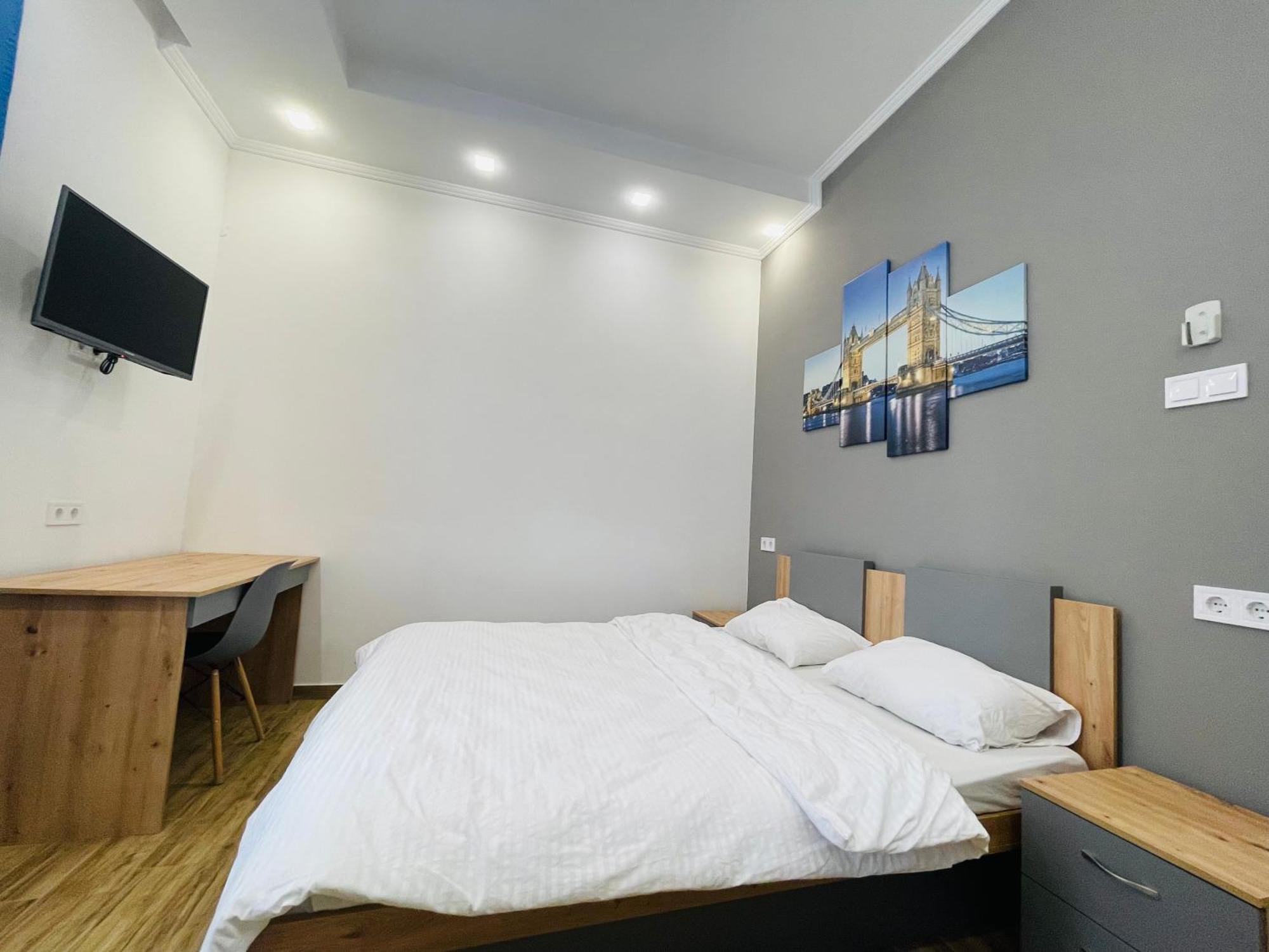 Apartment For Rent In The City Center Of Kharkiv K18 Elinaflats Екстериор снимка