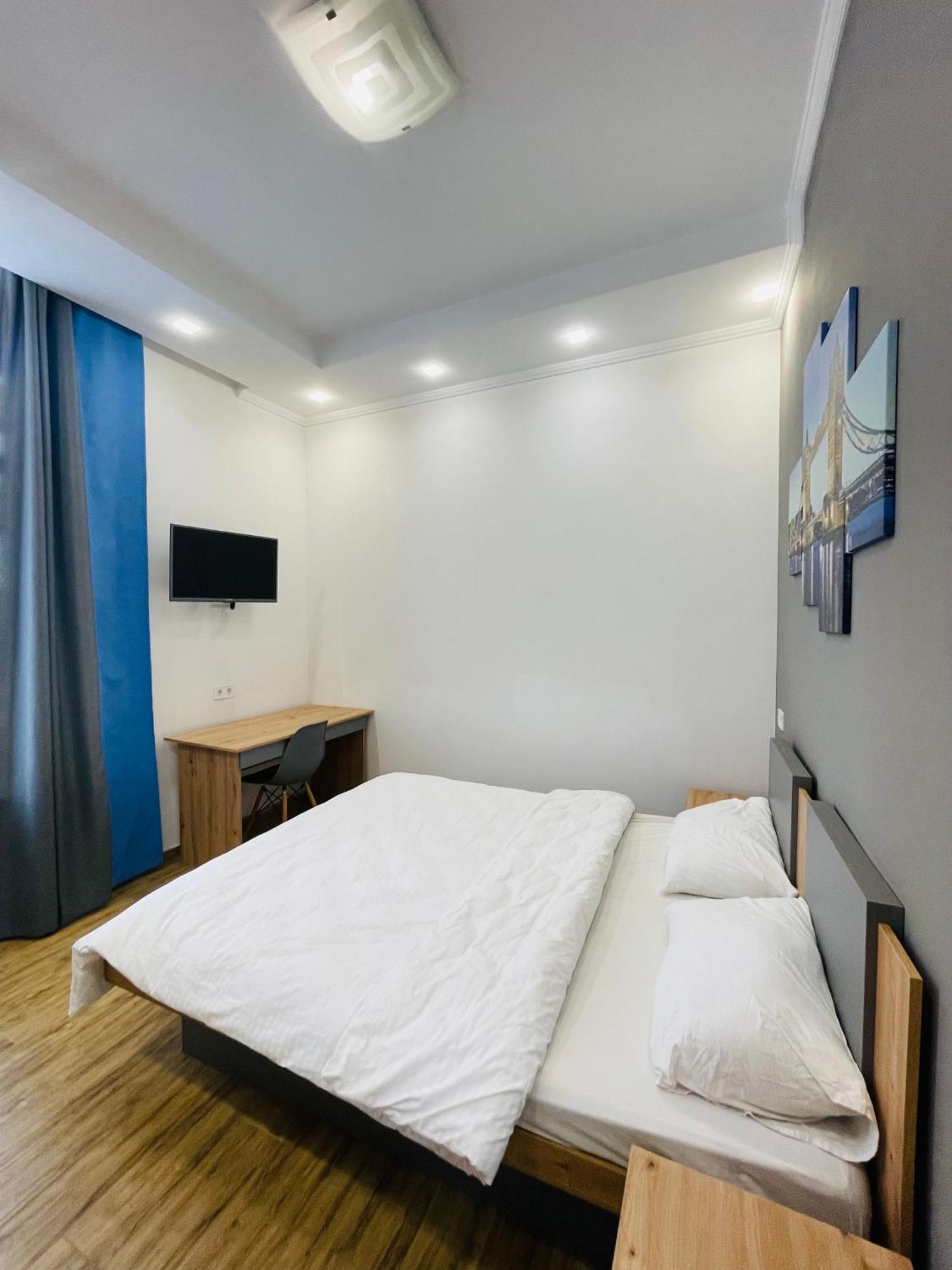Apartment For Rent In The City Center Of Kharkiv K18 Elinaflats Екстериор снимка