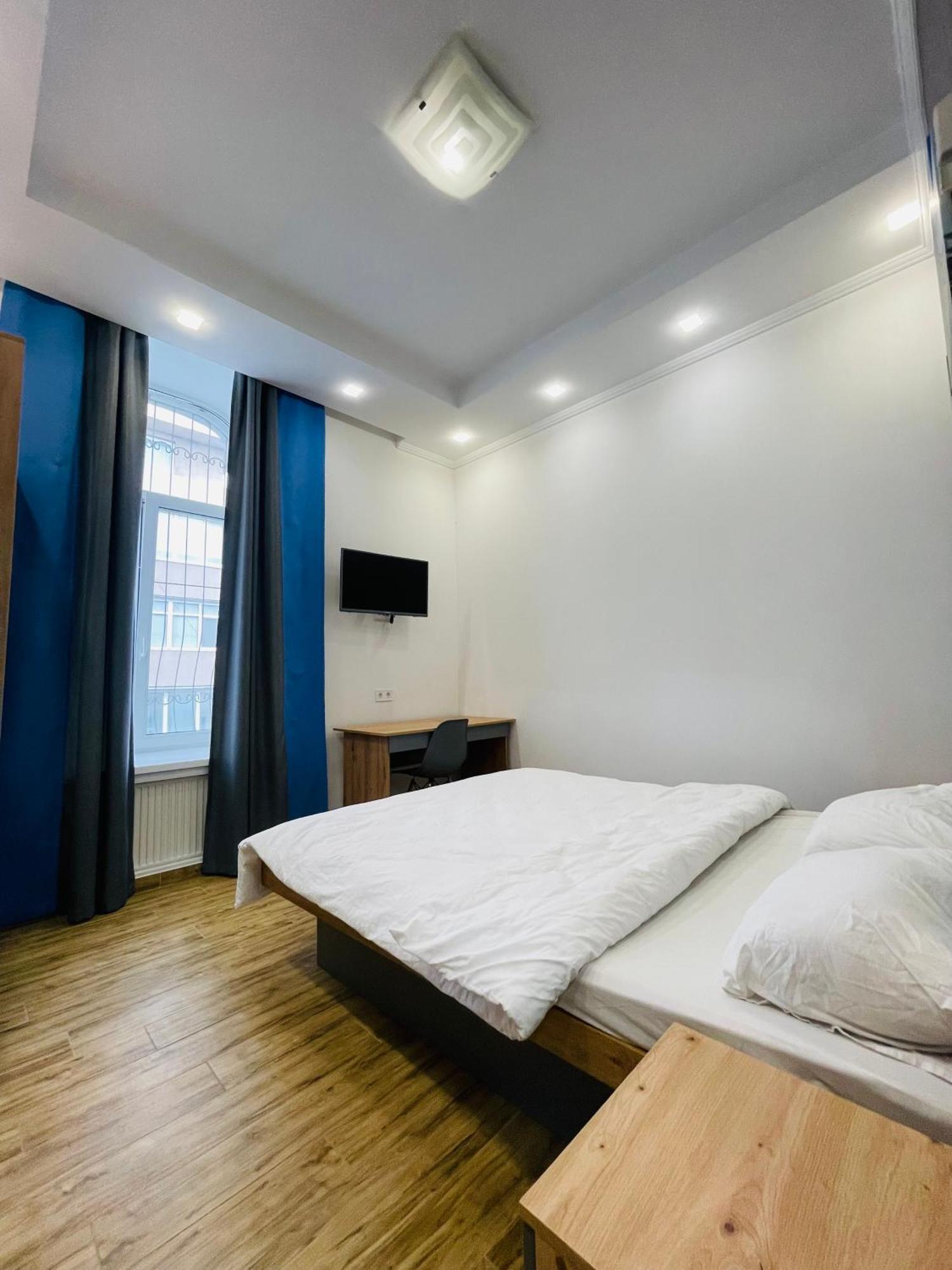 Apartment For Rent In The City Center Of Kharkiv K18 Elinaflats Екстериор снимка
