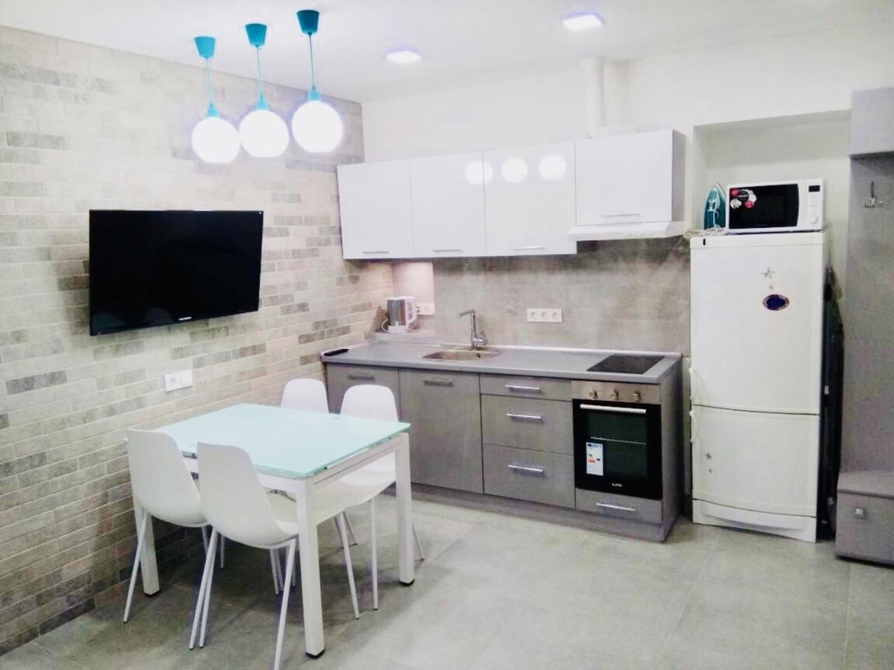 Apartment For Rent In The City Center Of Kharkiv K18 Elinaflats Екстериор снимка