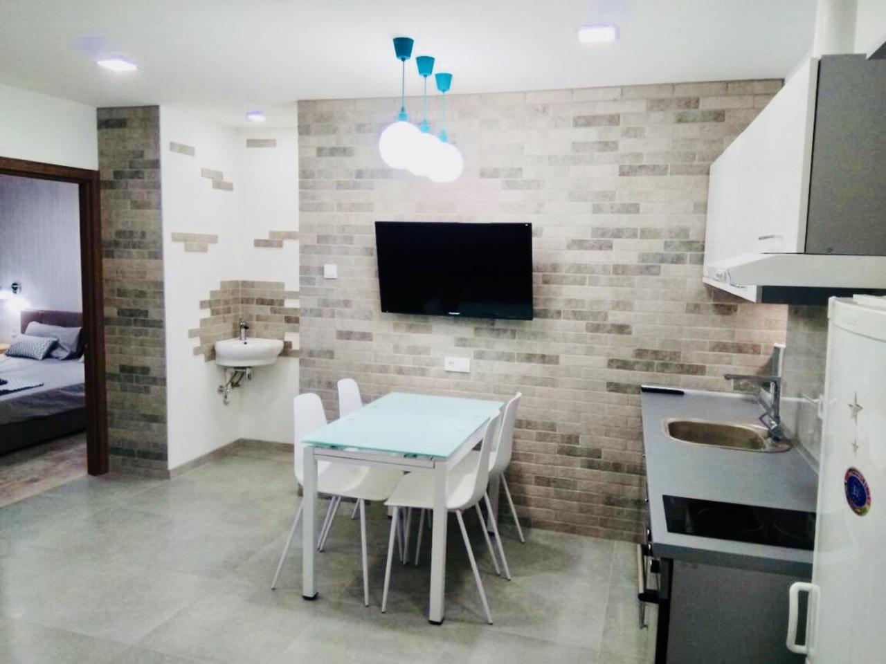 Apartment For Rent In The City Center Of Kharkiv K18 Elinaflats Екстериор снимка